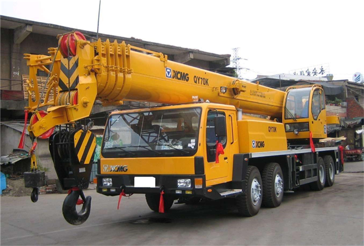 方山县吊车出租选择重点