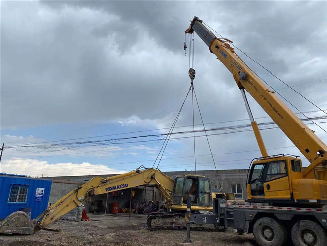 方山县25吨吊车的工作半径是多少？